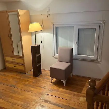 Zeytinburnu Merkezi Ve Guzel Bi Daire. Provincia di Istanbul